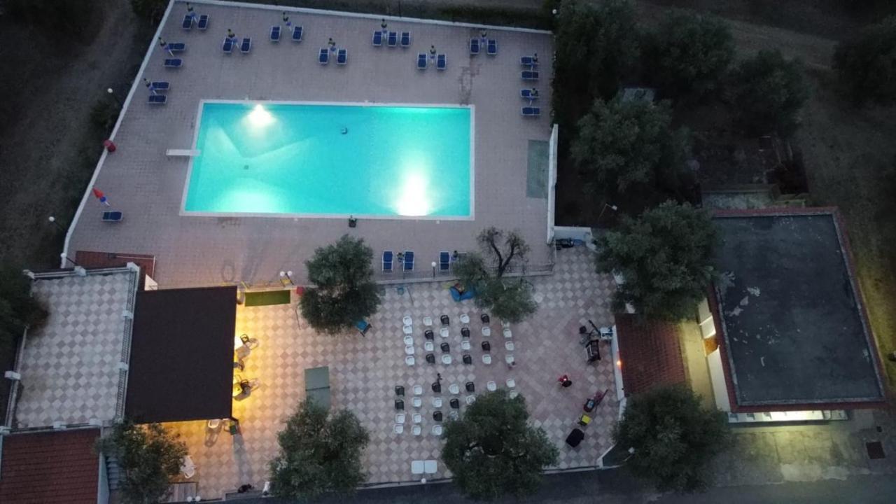 Funno Delle Noci Hotel เปสคีชี ภายนอก รูปภาพ